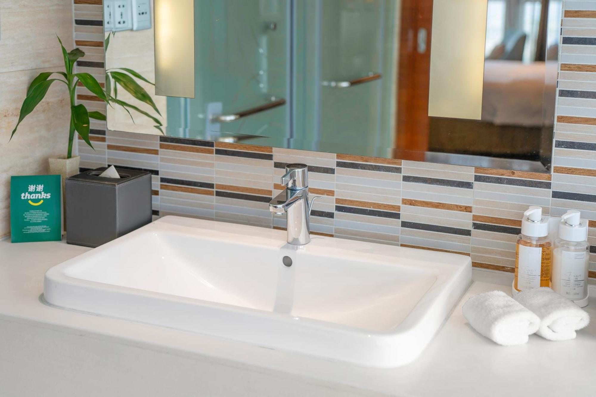 Holiday Inn Chengdu Xindu By Ihg Екстериор снимка